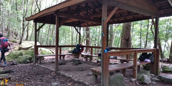 波津加山休息亭